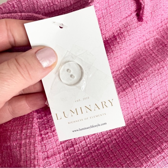 NEW Nordstrom Luminary Size L Womens Chino Shorts Twill Pink Fuschia Frayed Hem - Picture 4 of 11